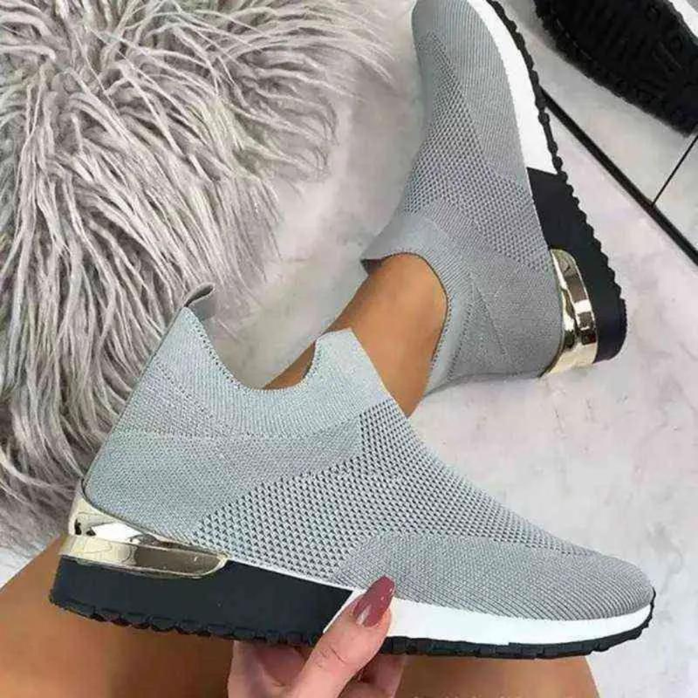 https://cdn.shopify.com/s/files/1/0673/3581/5471/files/Fabiola_-_Moderne_Comfort_Slip-On_Schoenen_voor_Dames_1.png?v=1738596239